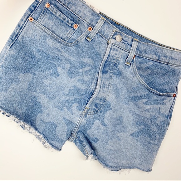 LEVI’S 501 High Rise Camo Denim Shorts NWT New - Picture 10 of 11